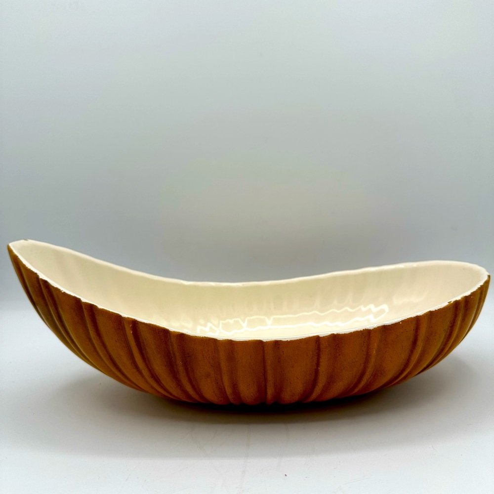 Vintage Haeger Pottery Oval Bowl  Planter Brown Ribbed. 833 USA 12”